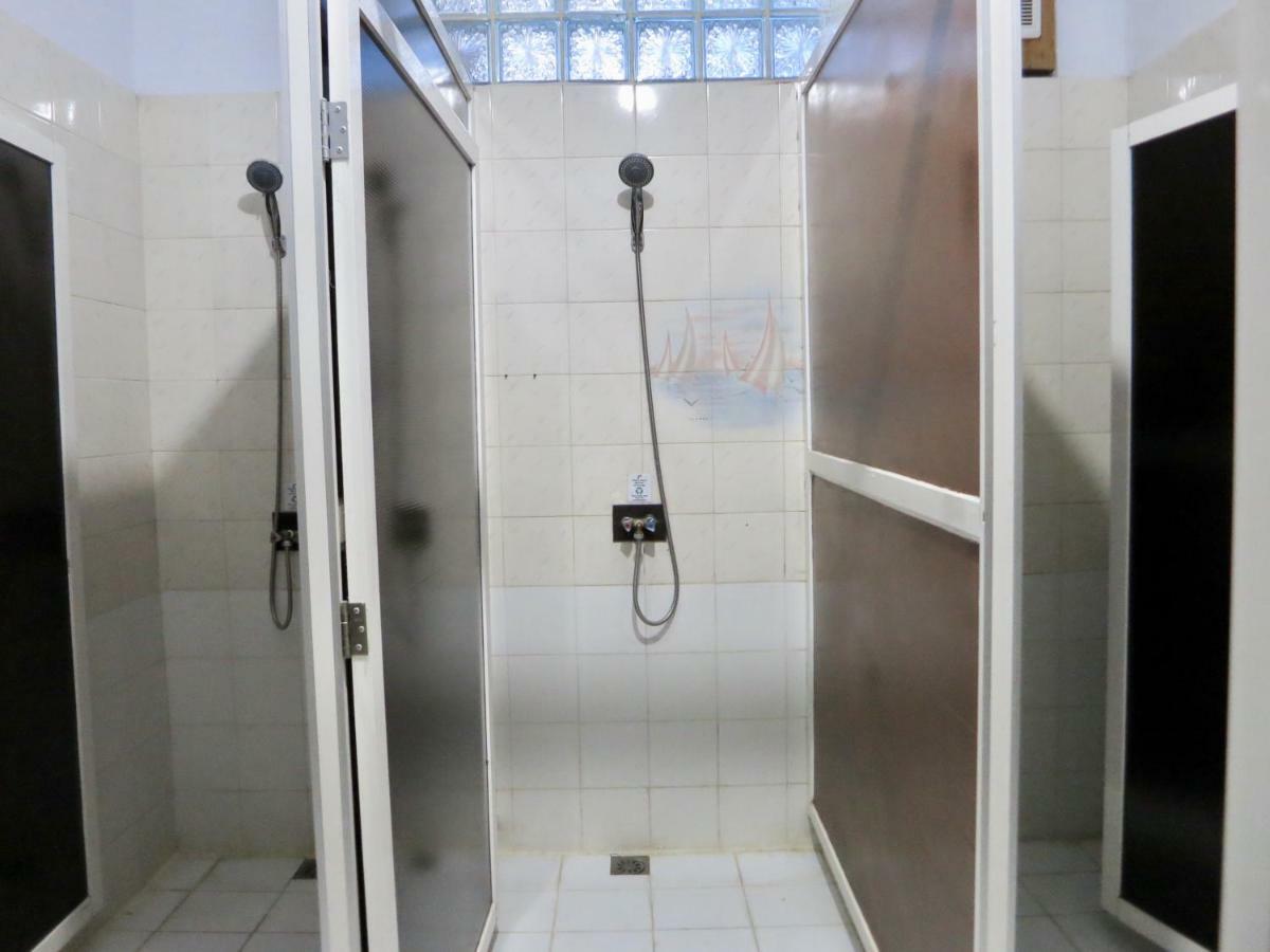 Апартаменты Manado Pod House Экстерьер фото
