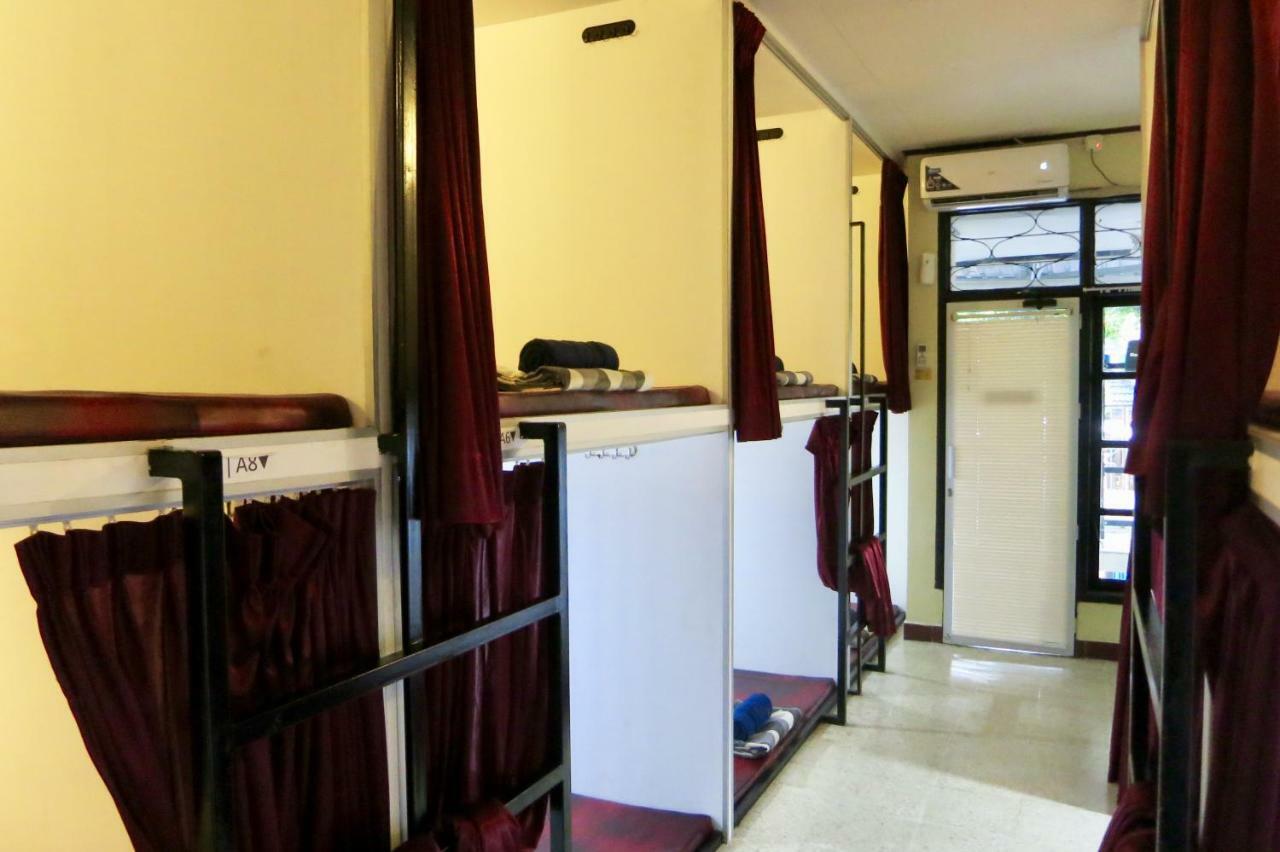 Апартаменты Manado Pod House Экстерьер фото