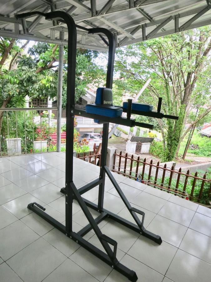Апартаменты Manado Pod House Экстерьер фото